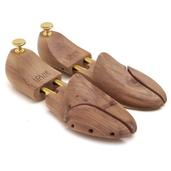 Louie Shoe Tree Cedro